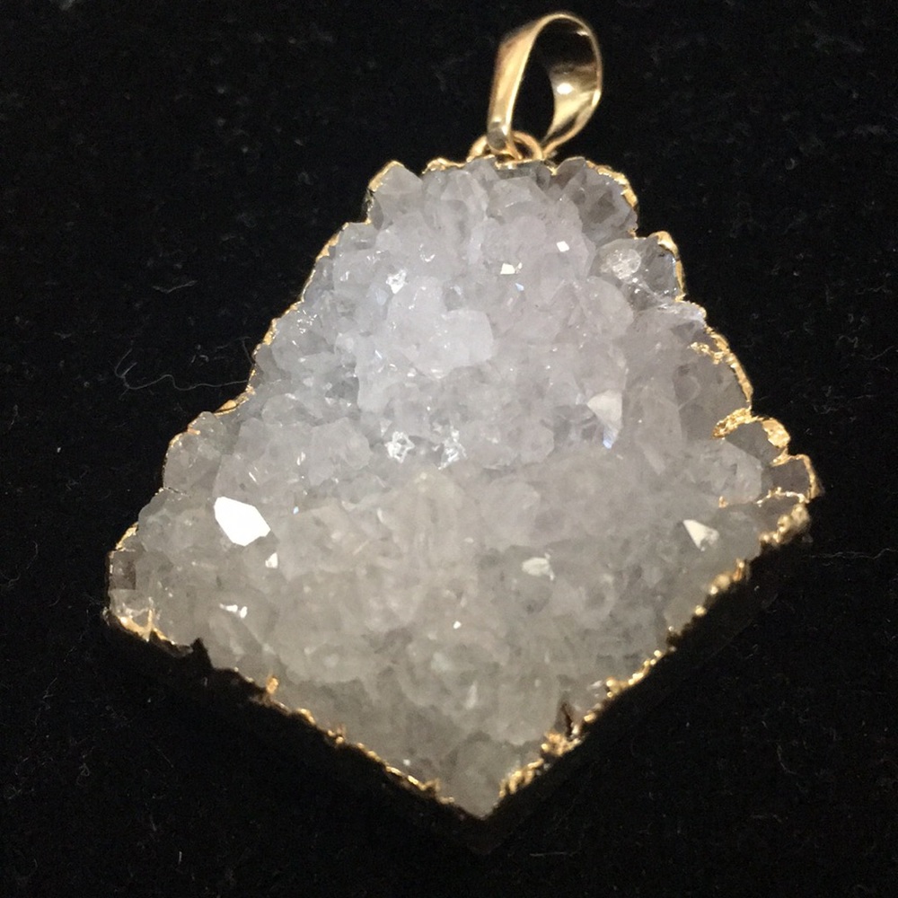 Pennant or charm